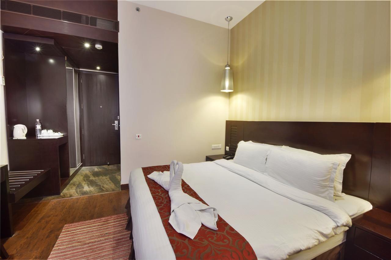 Hotel North Avenue Neu-Delhi Exterior foto